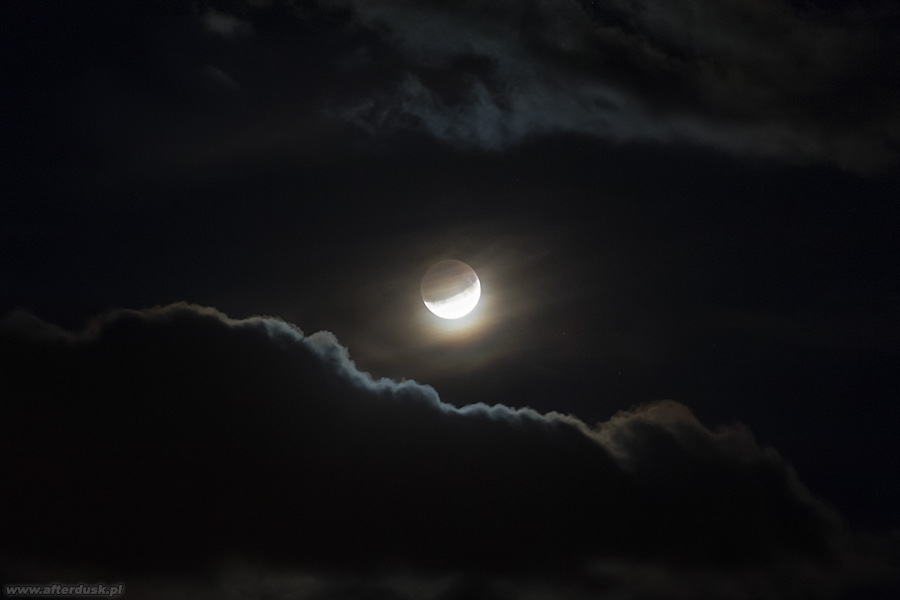 Zaćmienie Księżyca 21:15UT