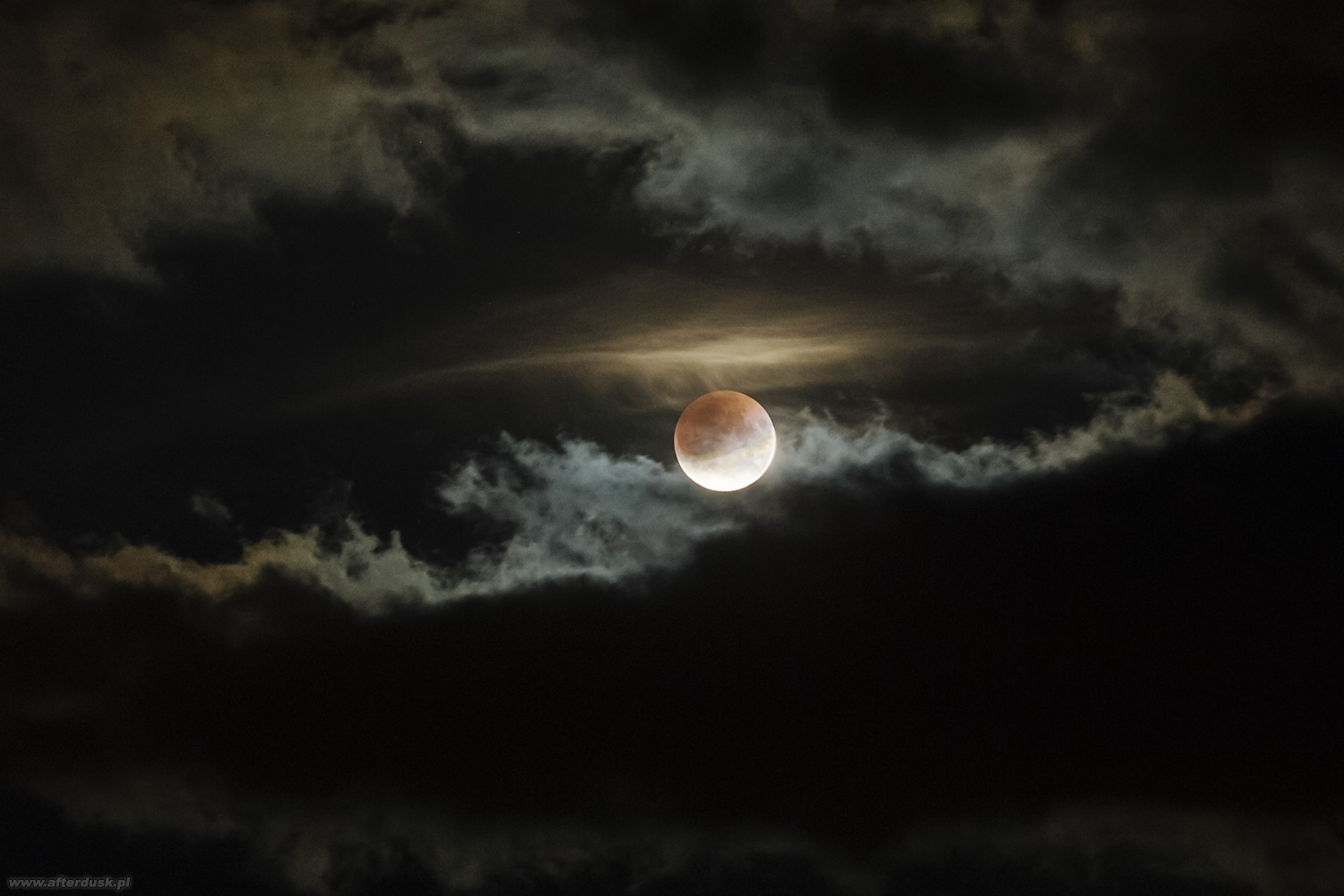 Zaćmienie Księżyca 21:17UT