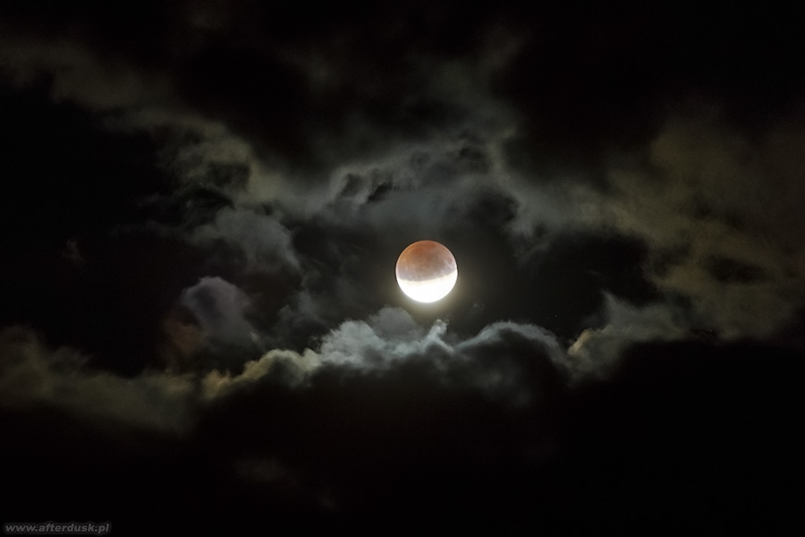 Zaćmienie Księżyca 21:34UT