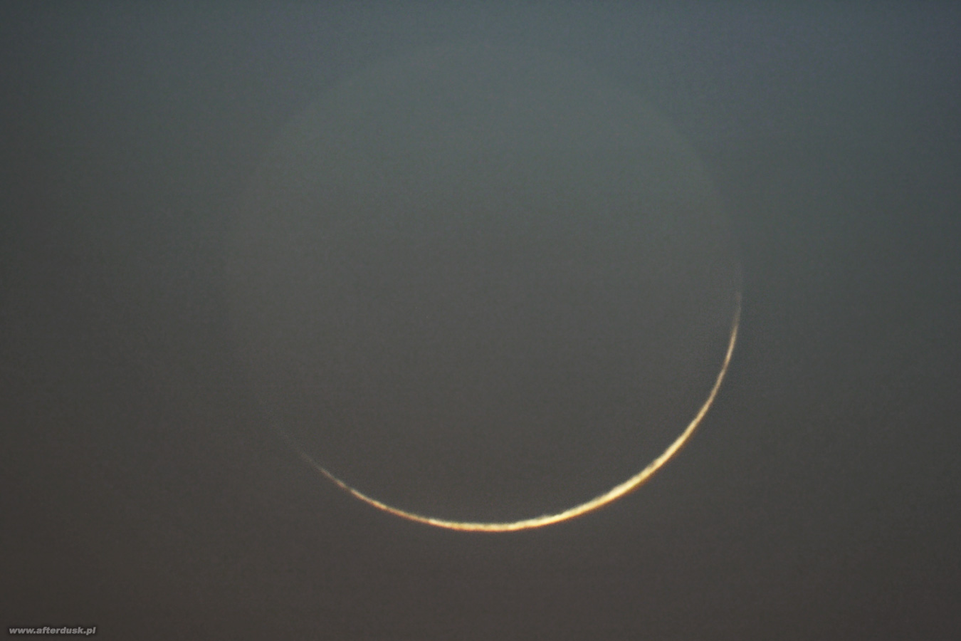 Księżyc 28h po nowiu, zbliżenie