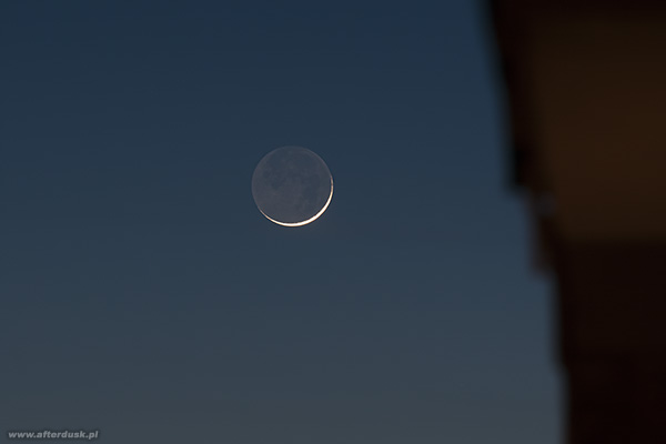 Księżyc 33h po nowiu, 19:05UT
