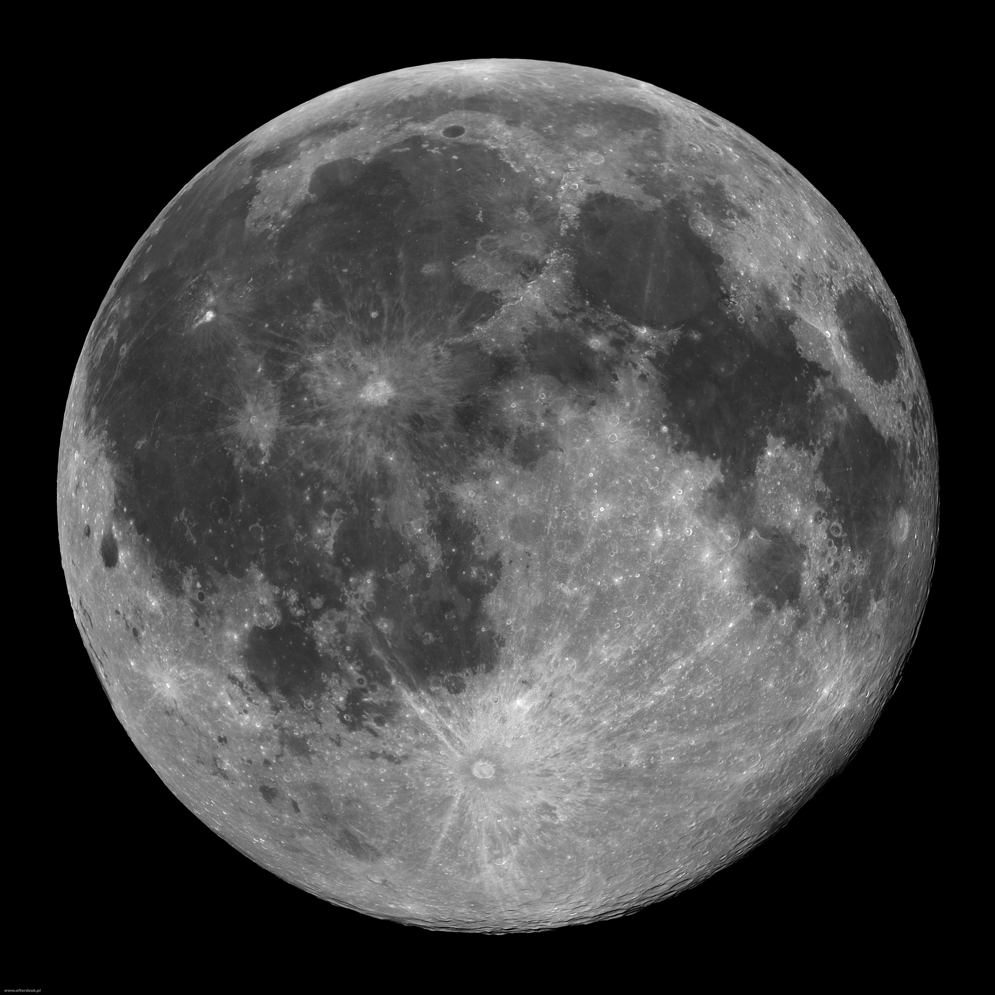 Księżyc, faza 99.8%