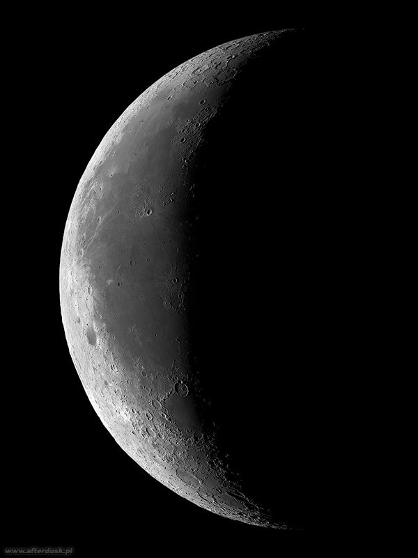 Księżyc, faza 25.5%