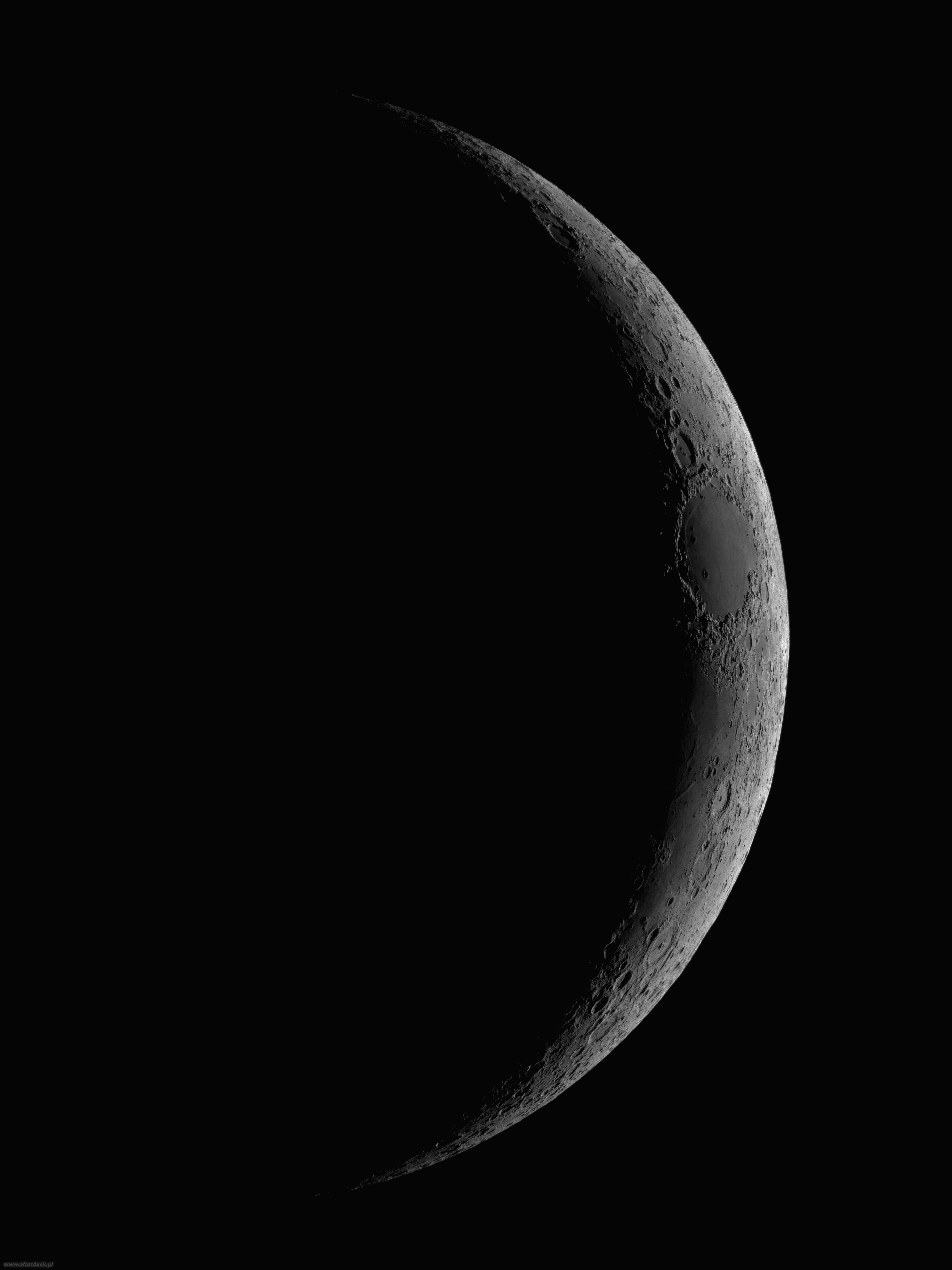 Księżyc, faza 10.2%