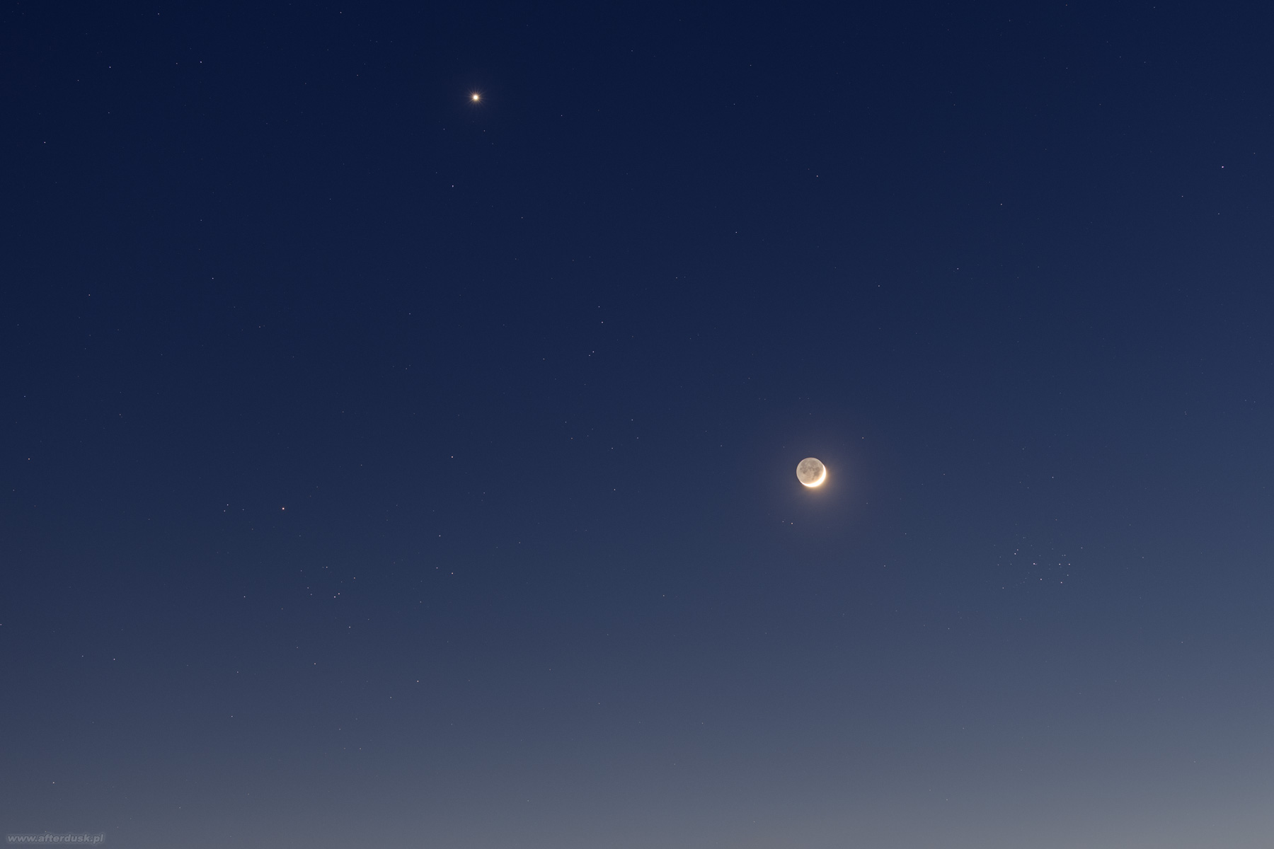 Księżyc, Wenus i Plejady, 22.04.2023, 19:22UT