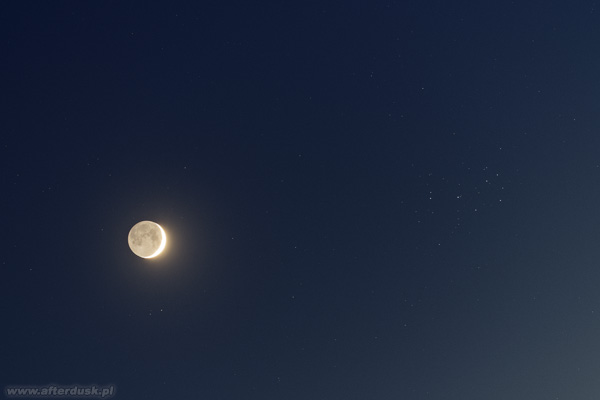 Księżyc i Plejady, 22.04.2023, 19:26UT