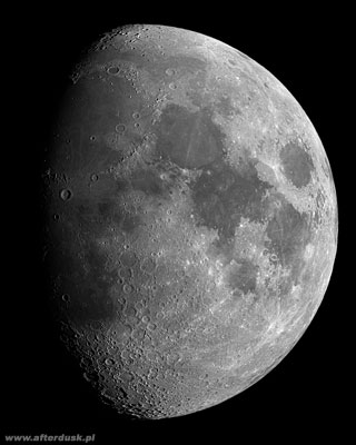 Księżyc, faza 74.4%