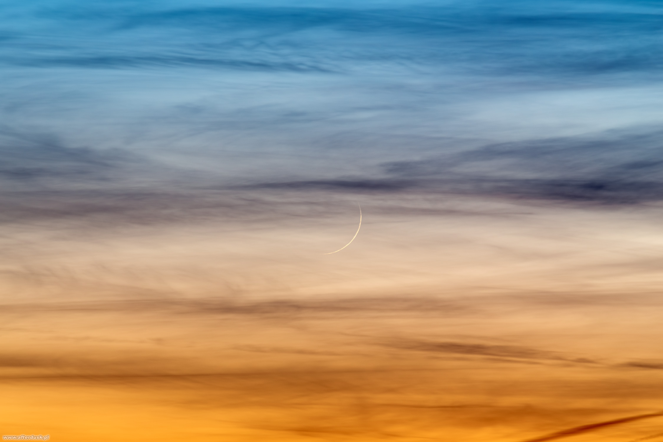 18.03, Księżyc 1.25 doby po nowiu, 17:40UT