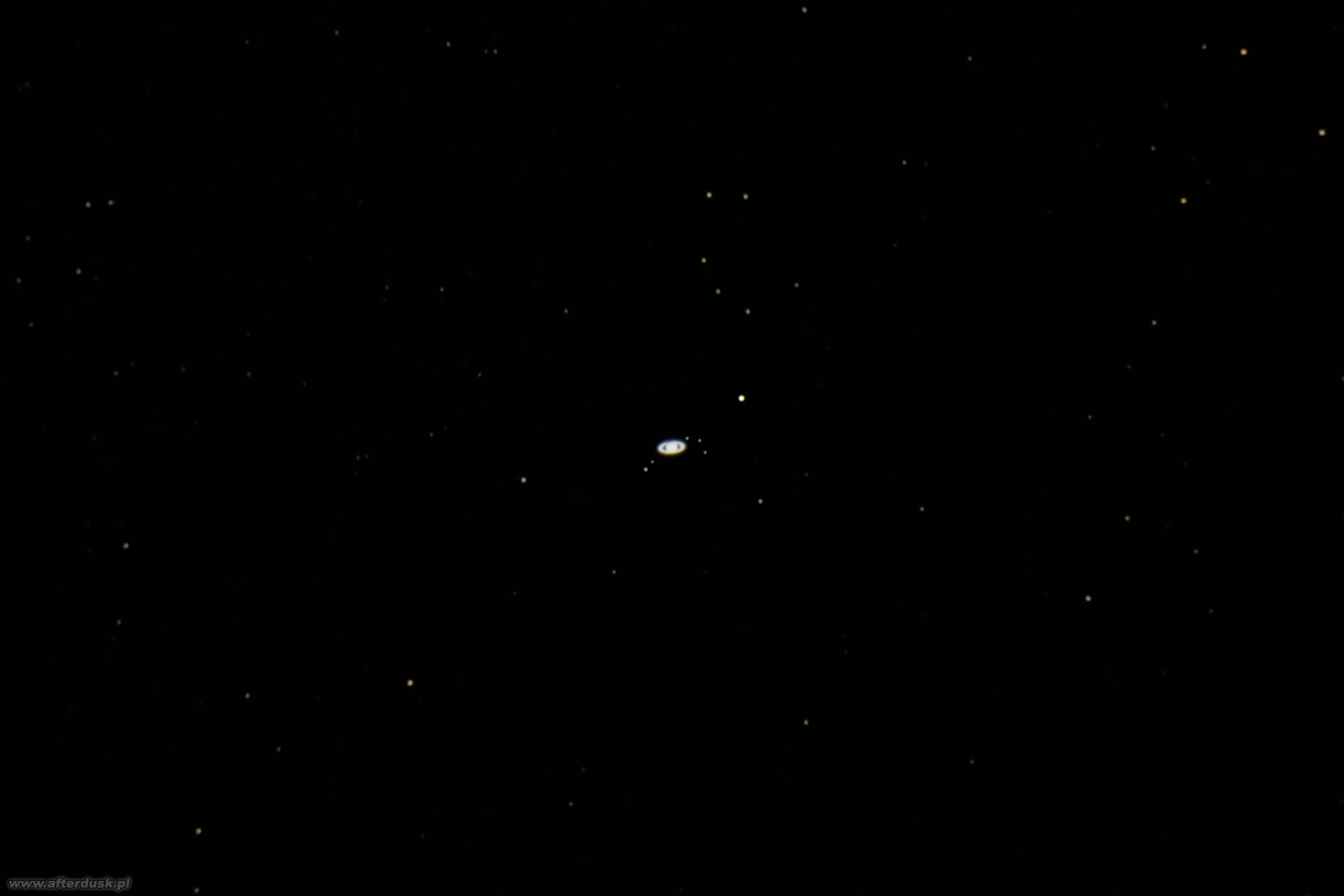 Saturn z księżycami z 11. sierpnia 2018