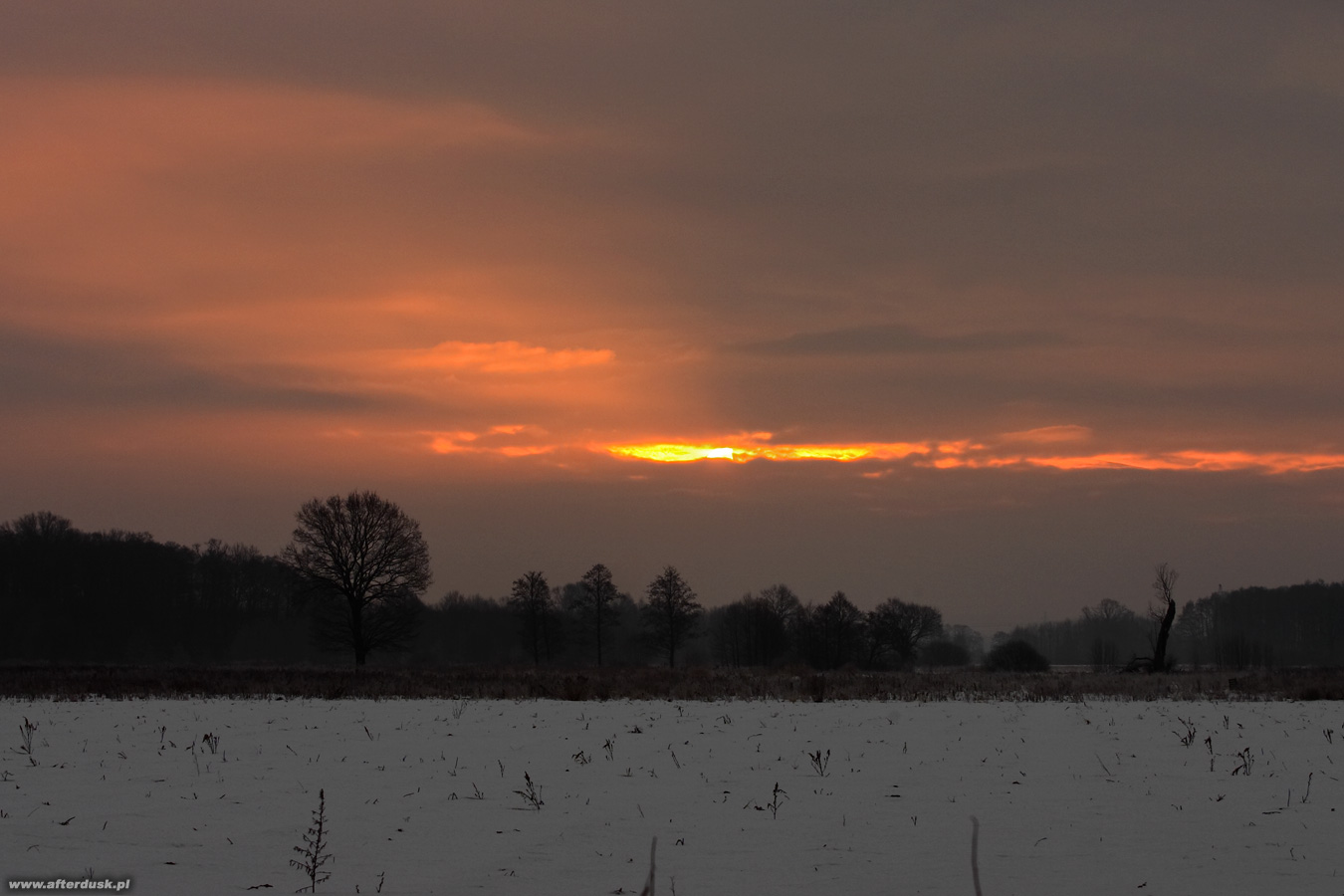 Szczelina w chmurach I