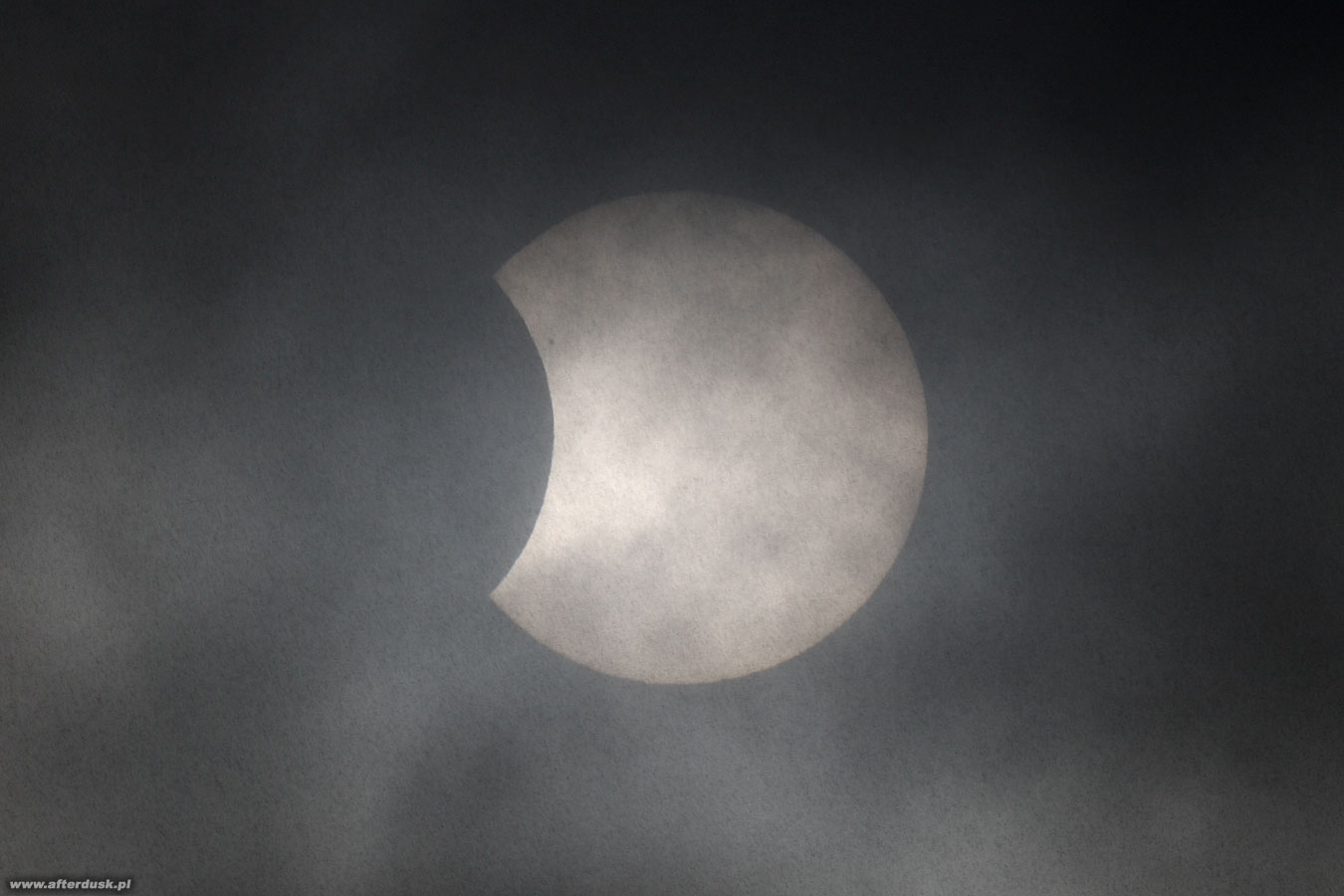 Końcówka zaćmienia - śnieg